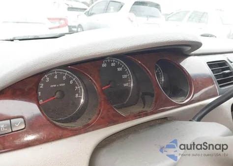 2008 Buick Lucerne Cx z USA, uszkodzony, nr VIN 1G4HP57288U132071